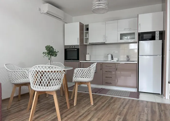 Apartment By The Synagogue