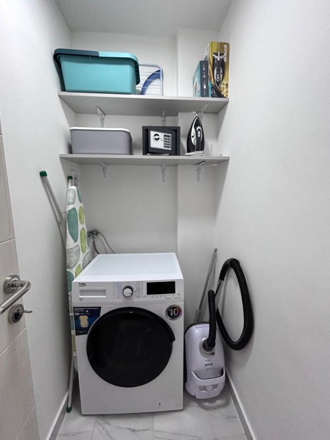 Apartment By The Synagogue Novi Sad